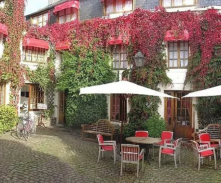 Szálloda Logis Les Fuchsias 3*