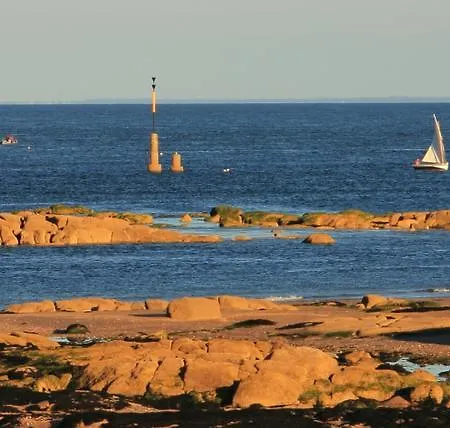 Logis Les Fuchsias 3*