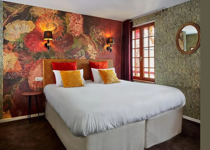 Hotel Logis Les Fuchsias