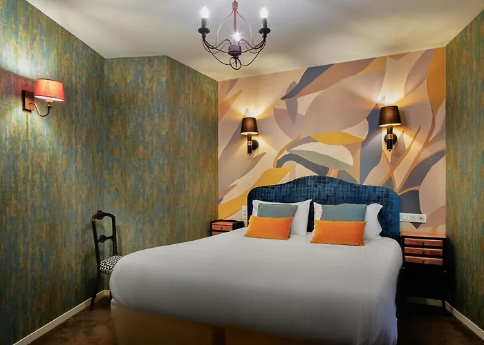 Hotel Logis Les Fuchsias