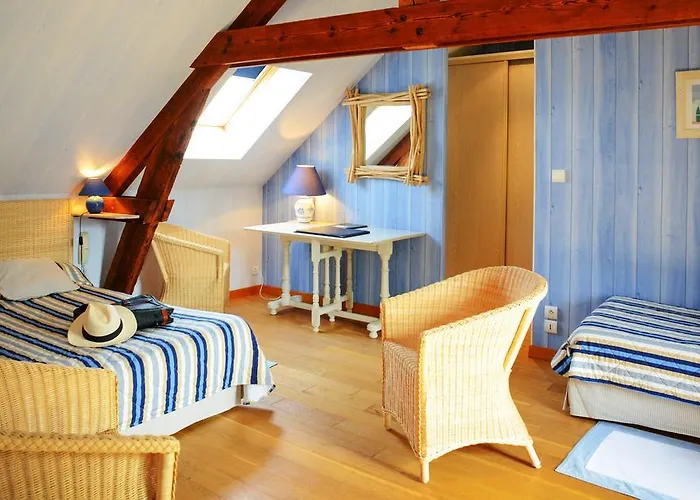 Logis Les Fuchsias 3* Saint-Vaast-la-Hougue