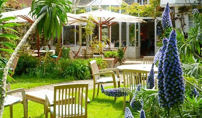 Logis Les Fuchsias Saint-Vaast-la-Hougue