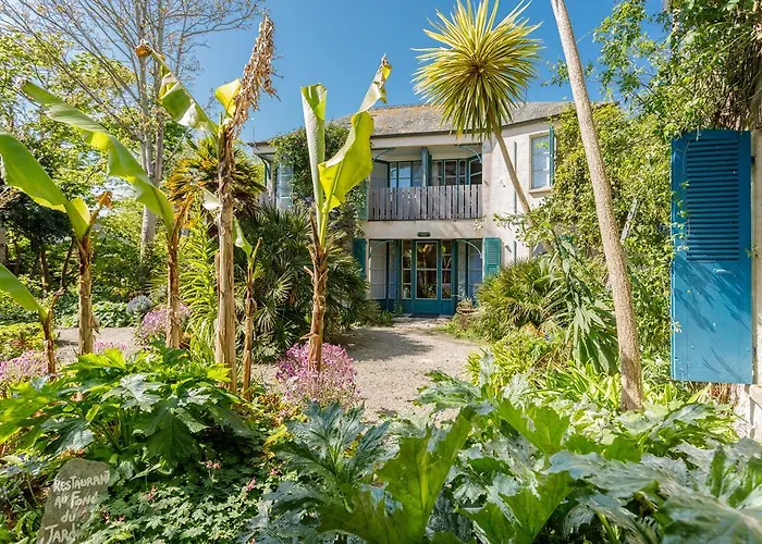 Logis Les Fuchsias 3*