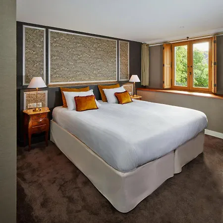 Logis Les Fuchsias Hotell 3*