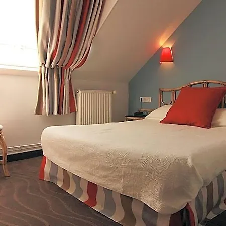 Logis Les Fuchsias Hotell