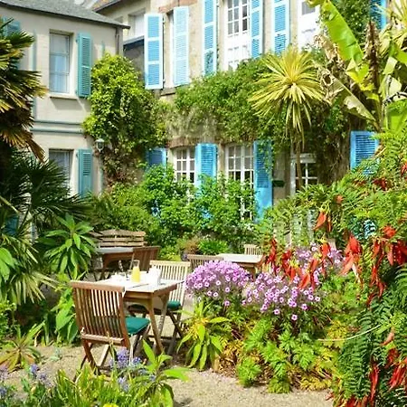 Logis Les Fuchsias 3* Saint-Vaast-la-Hougue