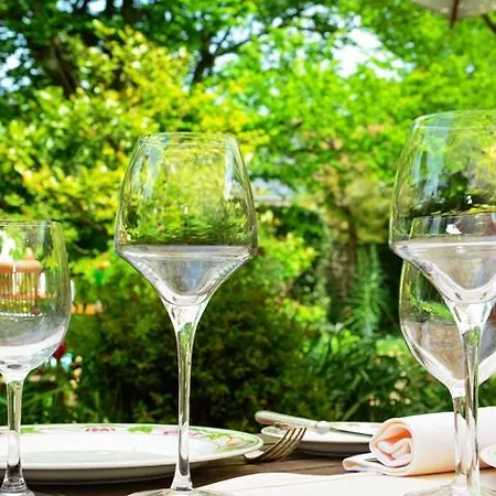 Logis Les Fuchsias Saint-Vaast-la-Hougue