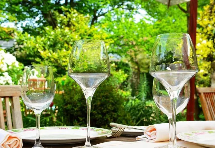 Logis Les Fuchsias Saint-Vaast-la-Hougue