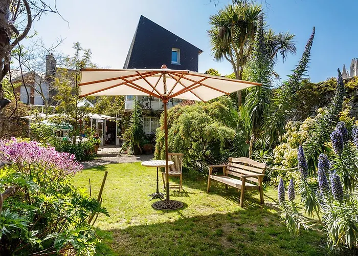 Logis Les Fuchsias 3*